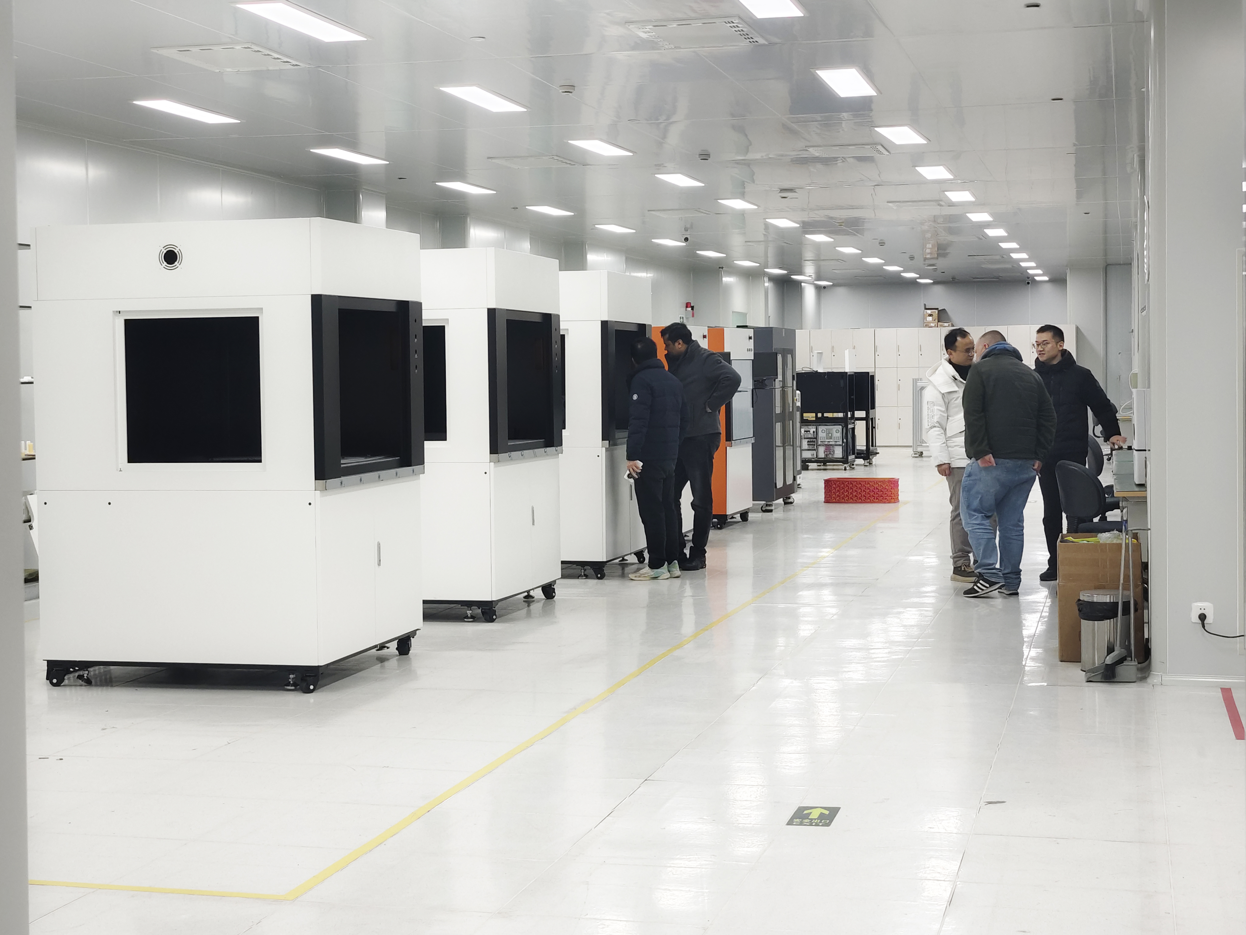 A New Chapter in International Collaboration: Welcoming Our Foreign Clients to Explore SLA 3D Printing Solutions